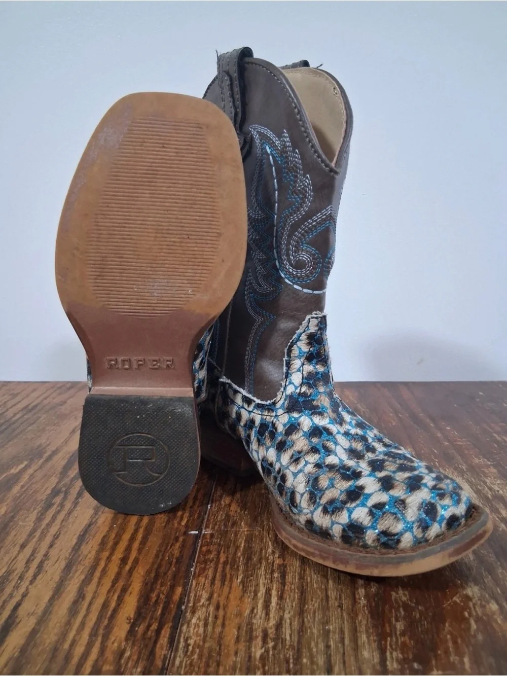 Roper girls’ western
